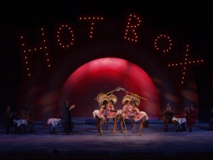 GUYS AND DOLLS 070