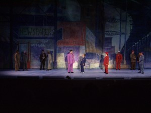 GUYS AND DOLLS 084